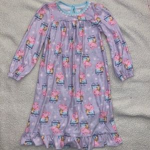 Peppa Pig nightgown